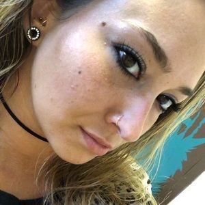 Meet your Posher, Jacqueline